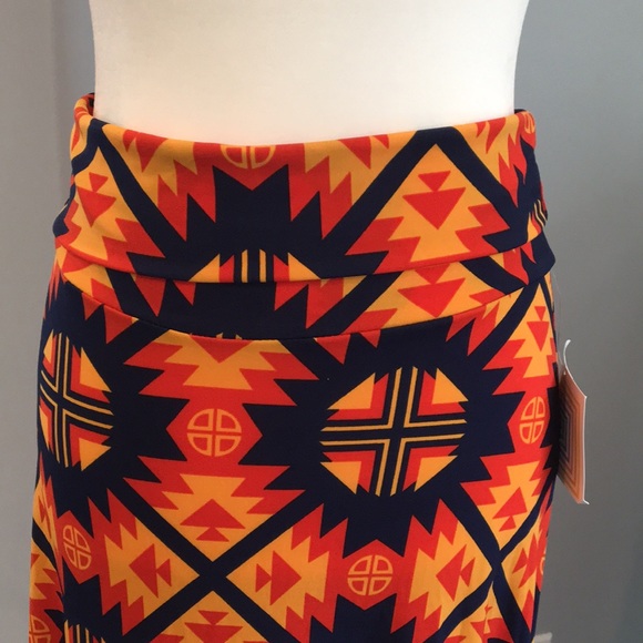 NWT LuLaRoe Aztec Geometric Pattern Maxi Skirt XS - Picture 4 of 5